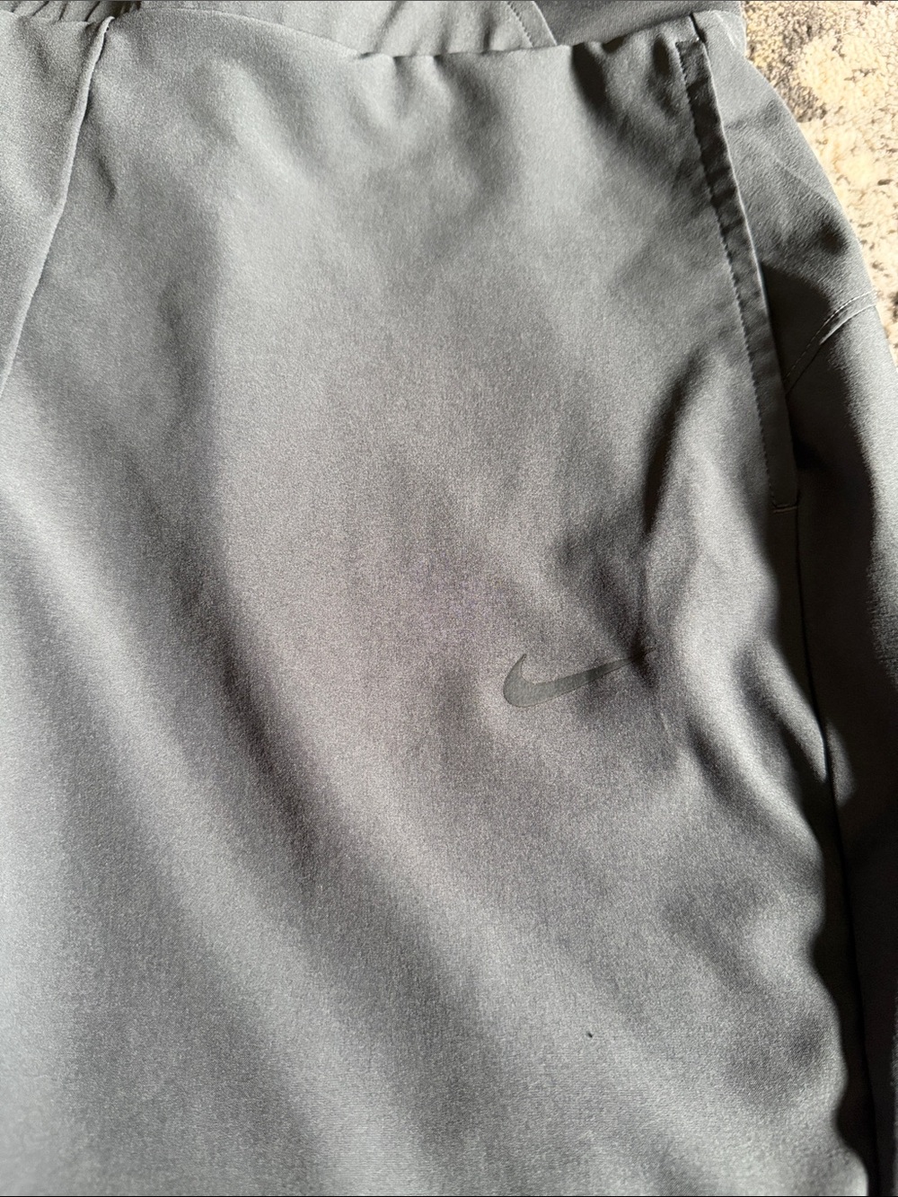 Nike women’s  Dark Gray Dri-fit Joggers size L - Picture 2 of 5